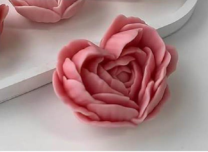 Heart Rose Candle