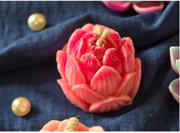 Lotus Bud Candle
