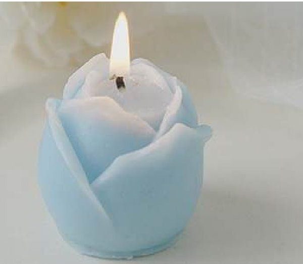Rose Bud Candle (Medium)