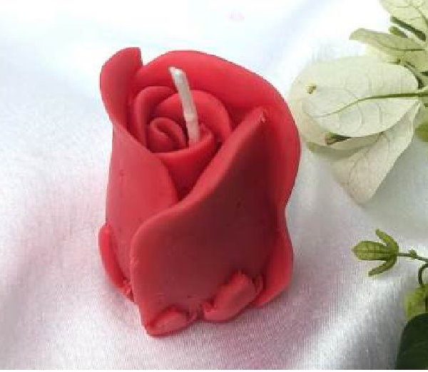 Rose Bud Candle (Small)